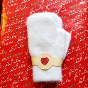 Wool, angora mittens ♥️